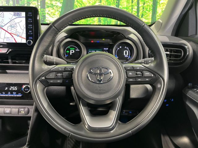 YARIS CROSS HYBRID