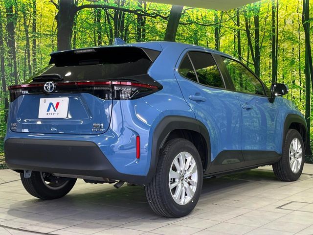 YARIS CROSS HYBRID