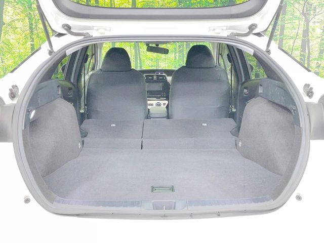 PRIUS 4WD