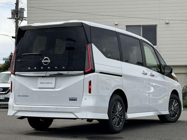 SERENA  WG 4WD