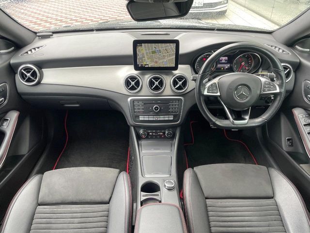 MERCEDES BENZ CLA class