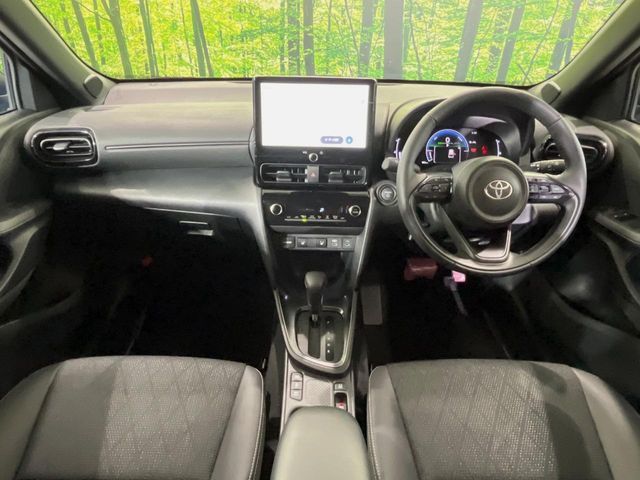 YARIS CROSS HYBRID
