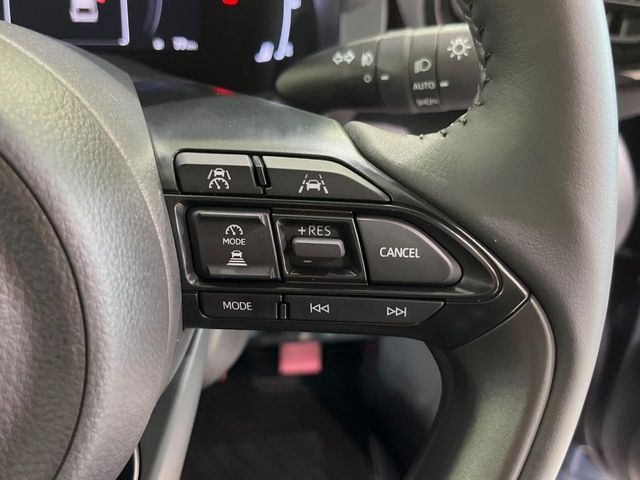 YARIS CROSS HYBRID