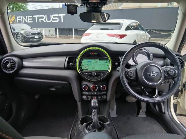 MINI COOPER D 5DOOR