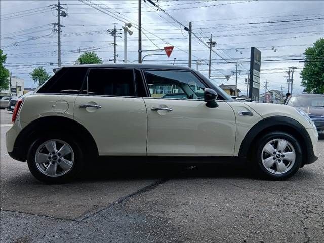 MINI COOPER D 5DOOR
