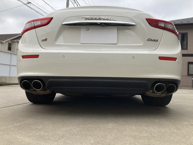 MASERATI GHIBLI Sedan