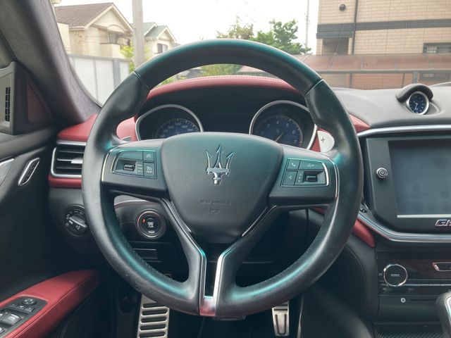 MASERATI GHIBLI Sedan