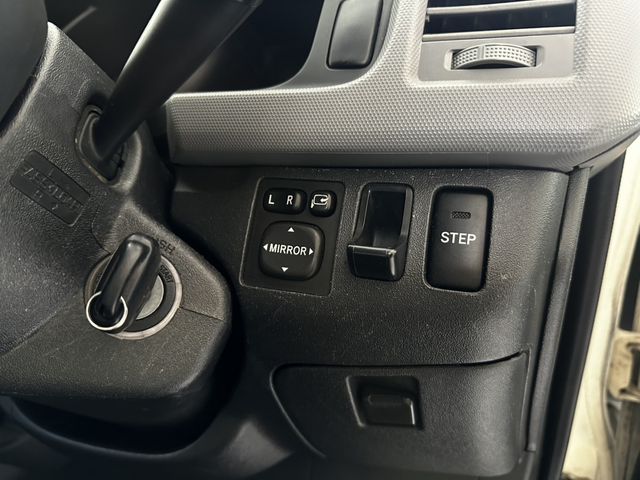 HIACE van 2WD