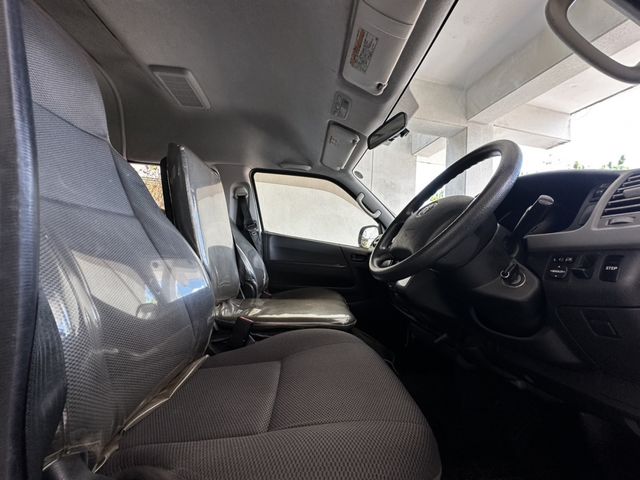 HIACE van 2WD