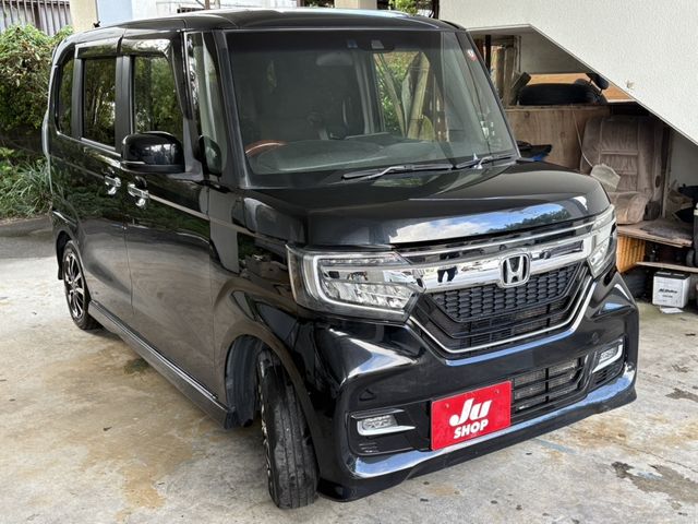 N BOX CUSTOM