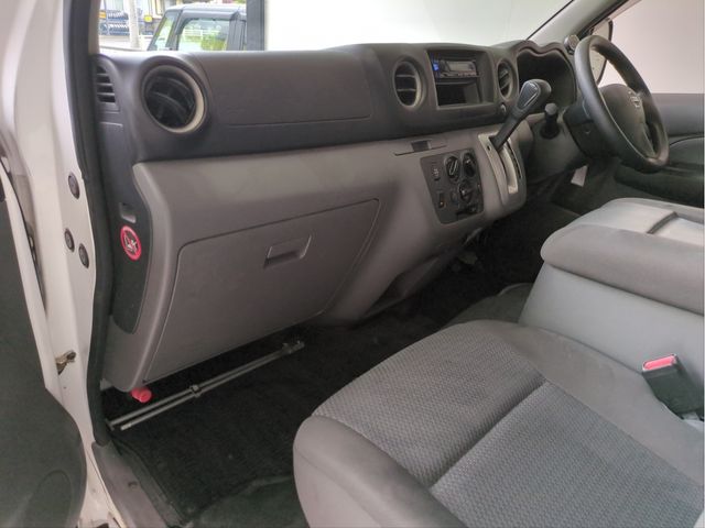 NV350 CARAVAN WAGON