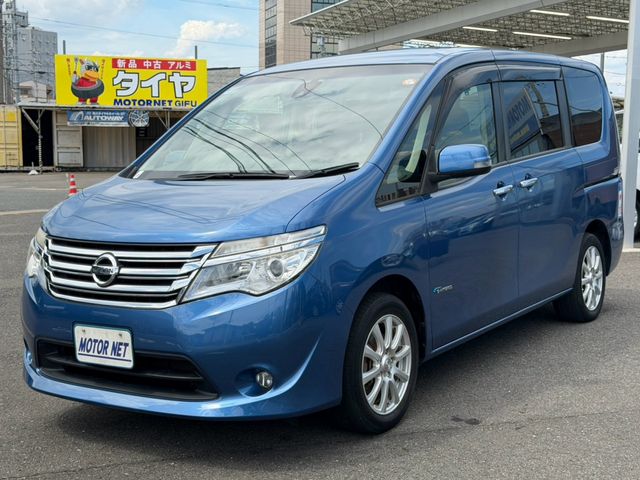 SERENA  S-HYBRID 4WD