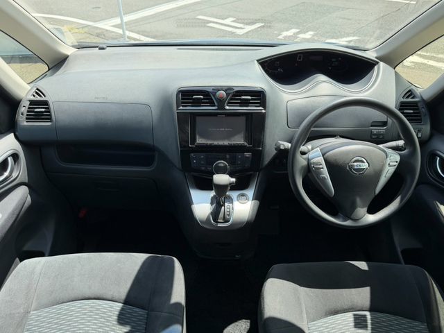 SERENA  S-HYBRID 4WD