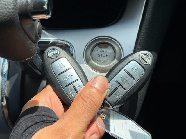 SERENA  S-HYBRID 4WD