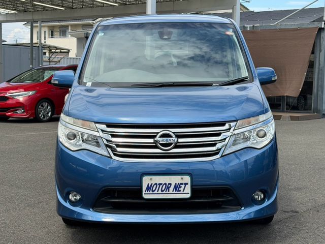 SERENA  S-HYBRID 4WD