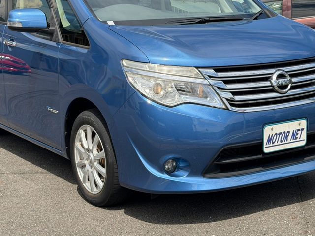 SERENA  S-HYBRID 4WD