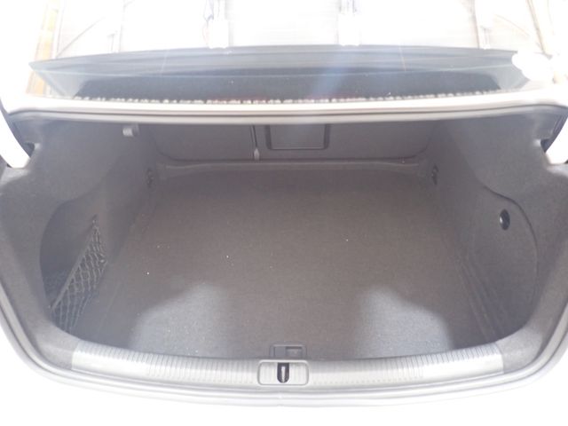 AUDI A3 Sedan