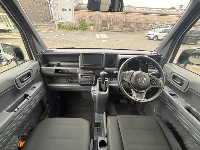 N-VAN