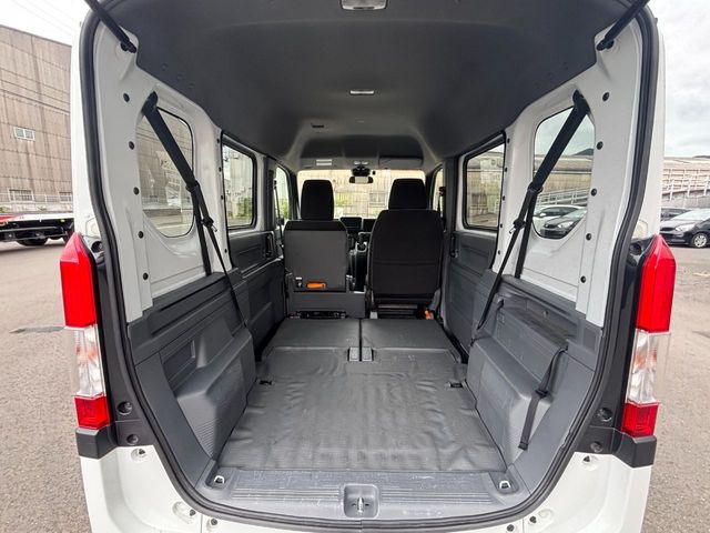 N-VAN