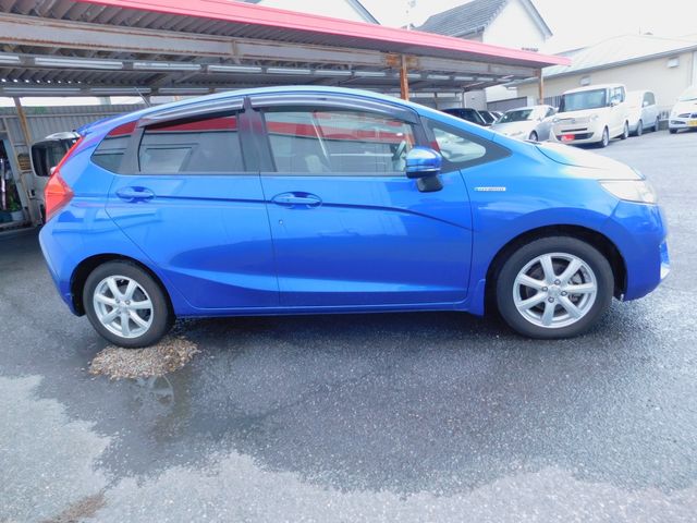 FIT HYBRID