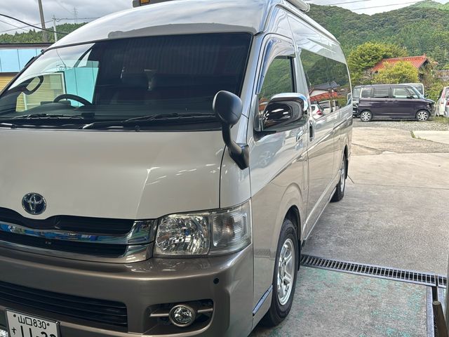 HIACE van 2WD