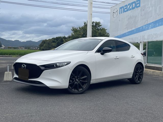 MAZDA3 FASTBACK