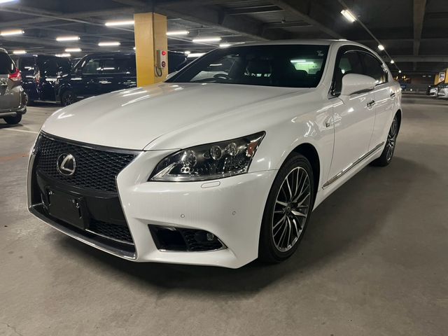 LEXUS LS460