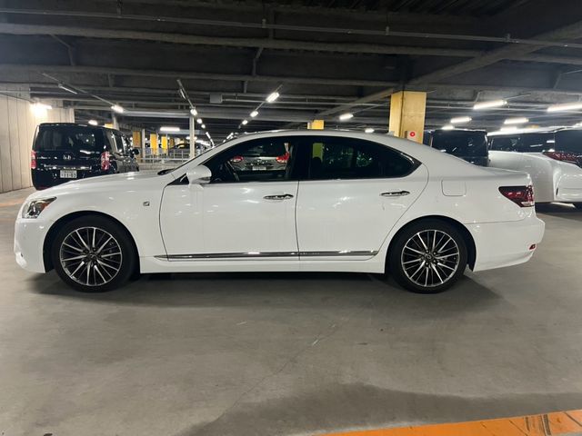 LEXUS LS460