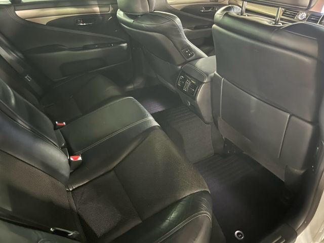 LEXUS LS460