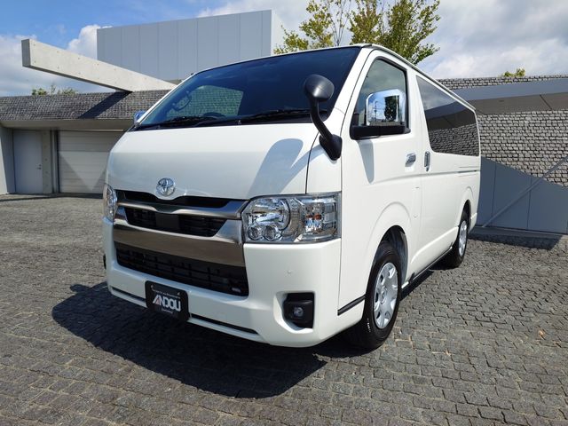 HIACE van 2WD