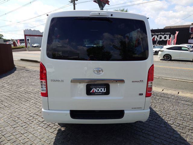 HIACE van 2WD
