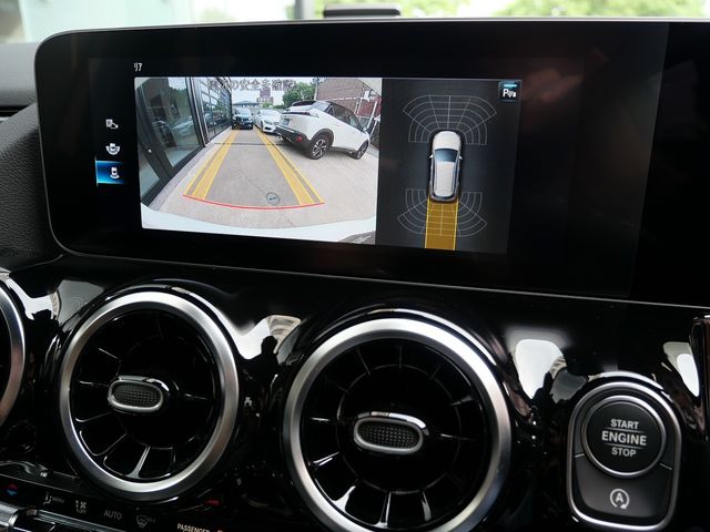 MERCEDES BENZ B class