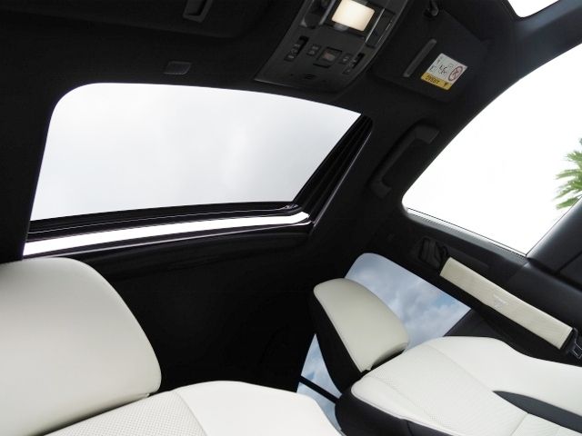 LEXUS IS350