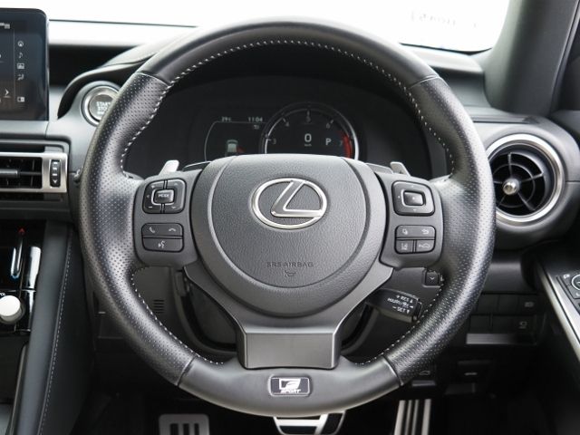LEXUS IS350