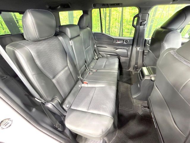 LANDCRUISER 250