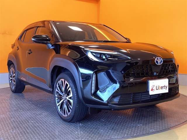 YARIS CROSS HYBRID