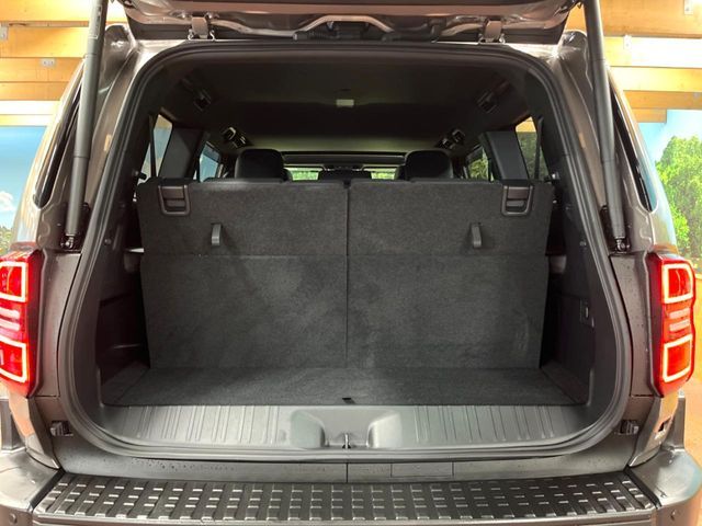 LANDCRUISER 250