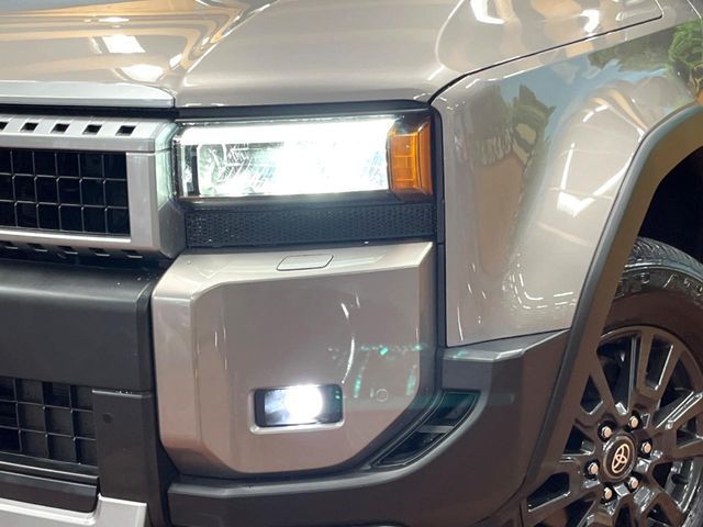 LANDCRUISER 250