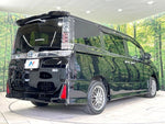 VOXY HYBRID
