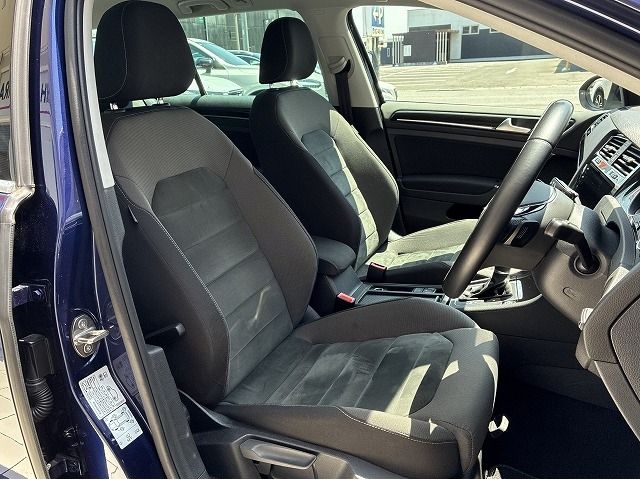 VOLKSWAGEN GOLF VARIANT