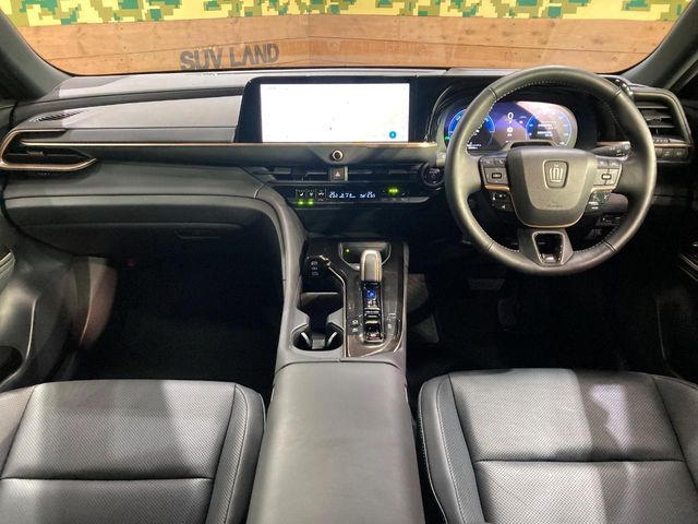CROWN SPORT
