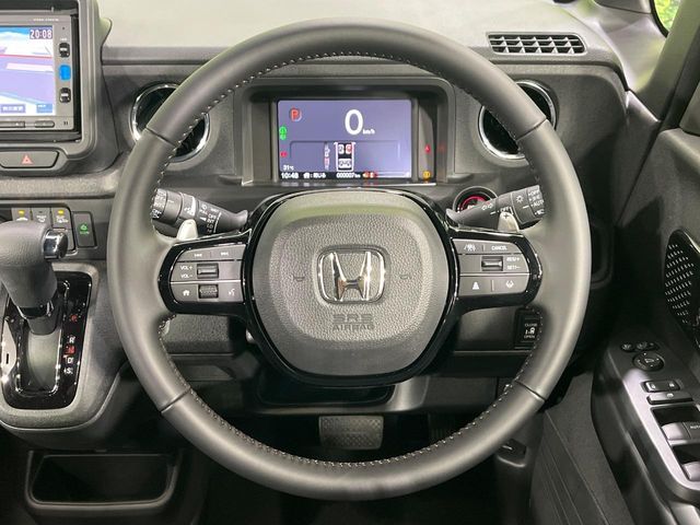 N BOX CUSTOM 4WD