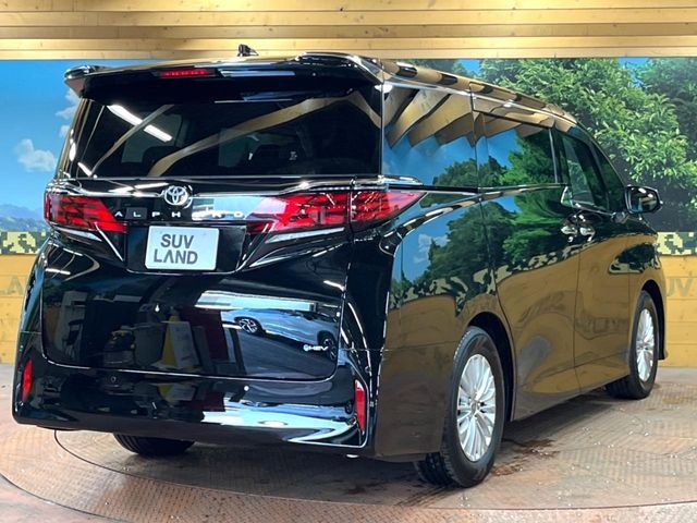 ALPHARD hybrid