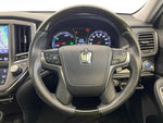 CROWN sedan hybrid
