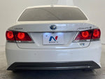 CROWN sedan hybrid