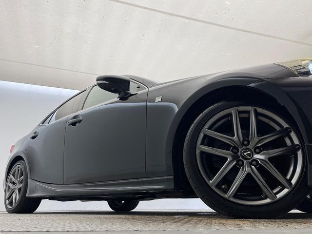 LEXUS IS250