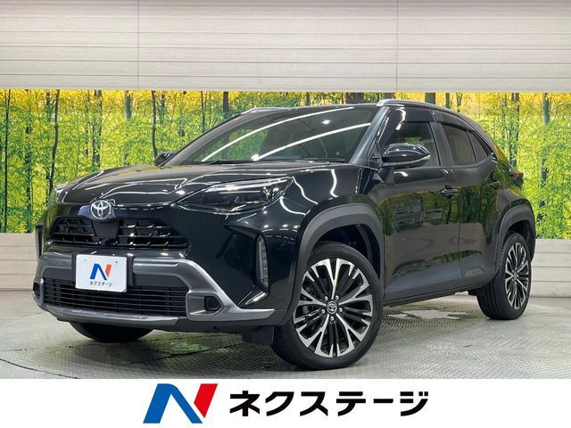 YARIS CROSS
