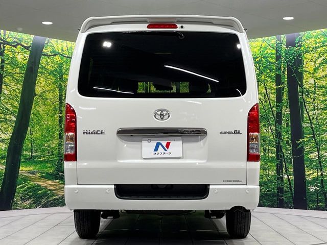 HIACE van 4WD