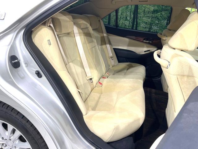 CROWN sedan 4WD