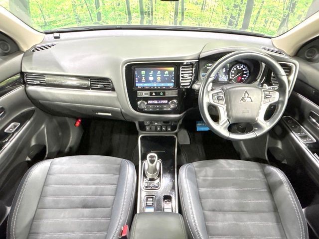 OUTLANDER PHEV